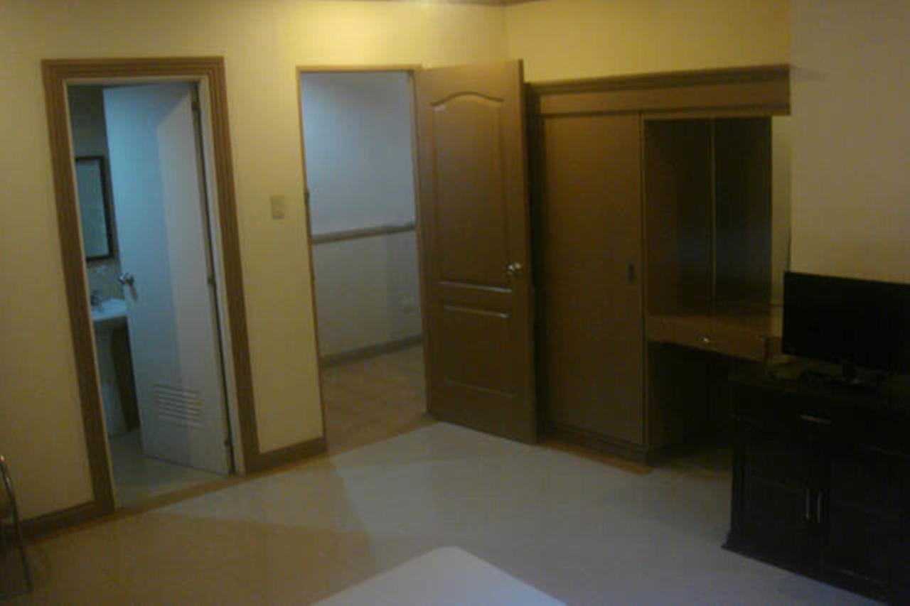 Balibago Villa Hotel Angeles Eksteriør bilde