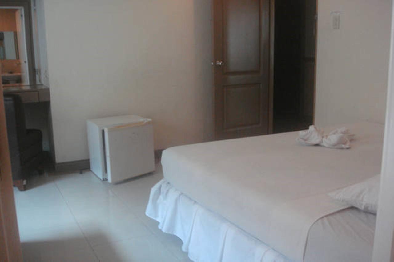 Balibago Villa Hotel Angeles Eksteriør bilde